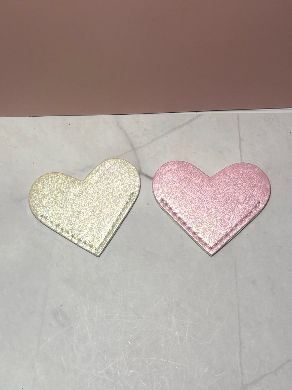 🩷 Pink and White/Cream Iridescent PU Leather Heart Shaped Corner Bookmarks - 2